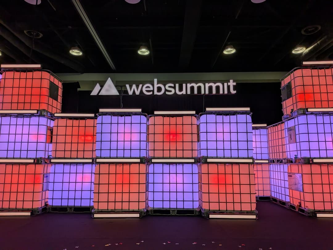 Cover of Web Summit Vancouver 2026: Niva brings Manifold's runtime physics to cross-industry audience